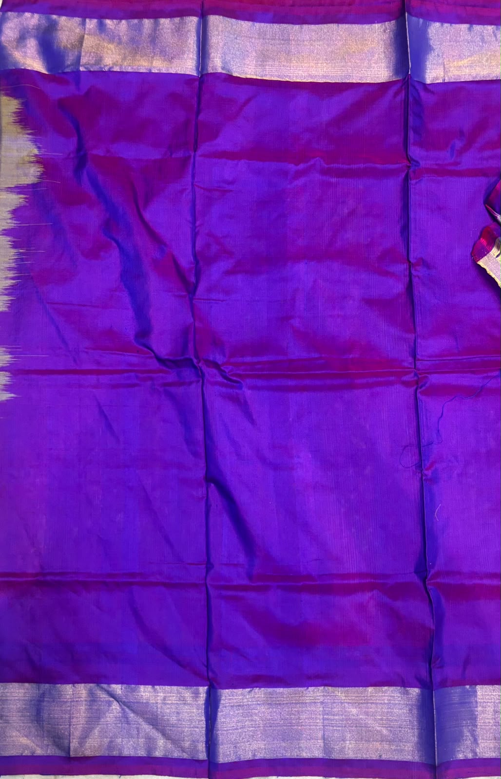 Grey and Purple Handloom Pochampally Ikkat Pure Silk Saree