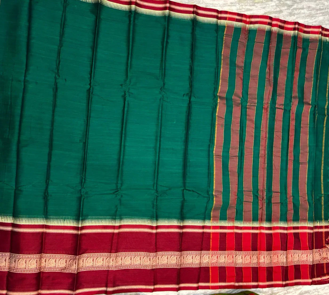 Traditional Teal Green Silk Blend Saree with Contrast Zari Border | Elegant Festive Ethnic Wear - pochampallysarees.com
