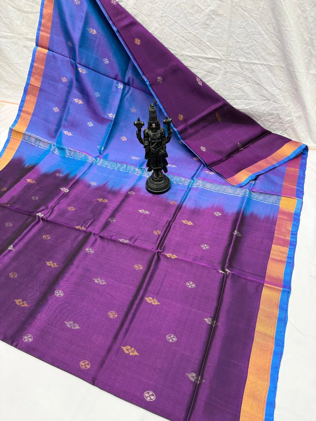 Deep Purple and Vibrant Blue Dual-Tone Uppada Pattu Silk Saree with Zari Buttas - pochampallysarees.com