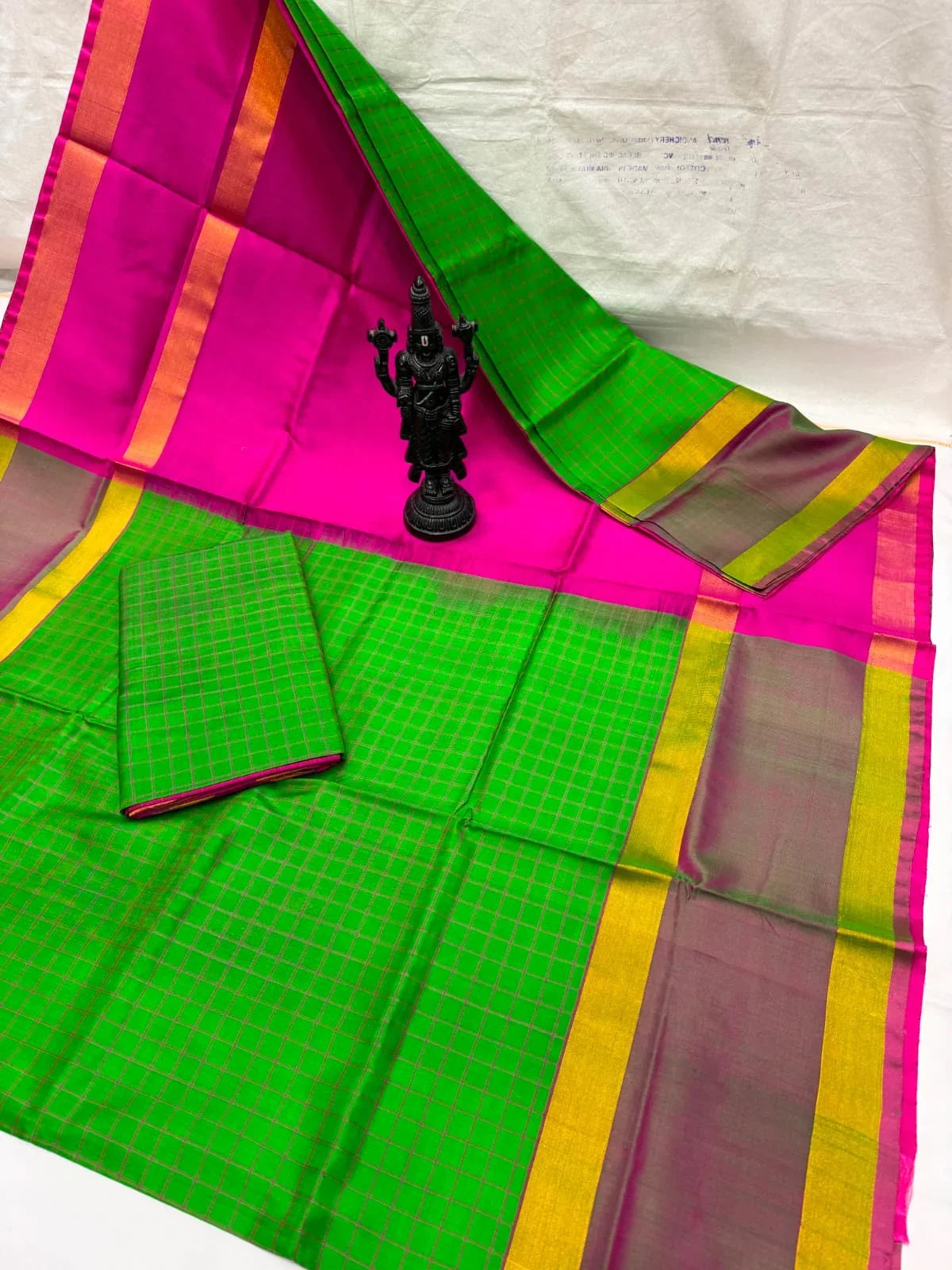 Vibrant Pink & Parrot Green Checkered Uppada Pattu Saree - pochampallysarees.com