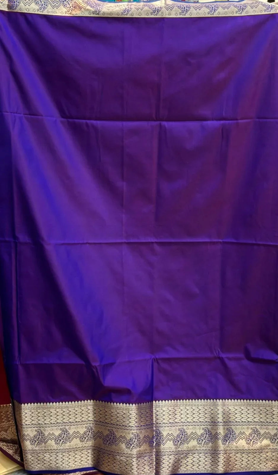 Dharmavaram Pattu Maroon Silk Woven Saree with Grand Gold Pallu - pochampallysarees.com