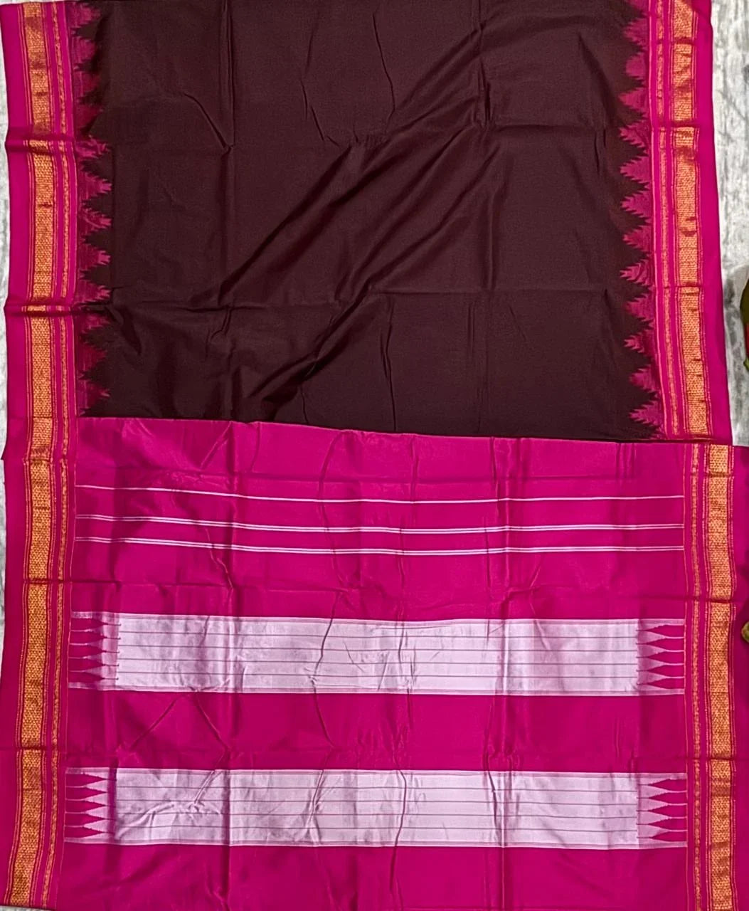 Chocolate Brown Gadwal Silk Saree with Rani Pink Pallu & Temple Border - pochampallysarees.com