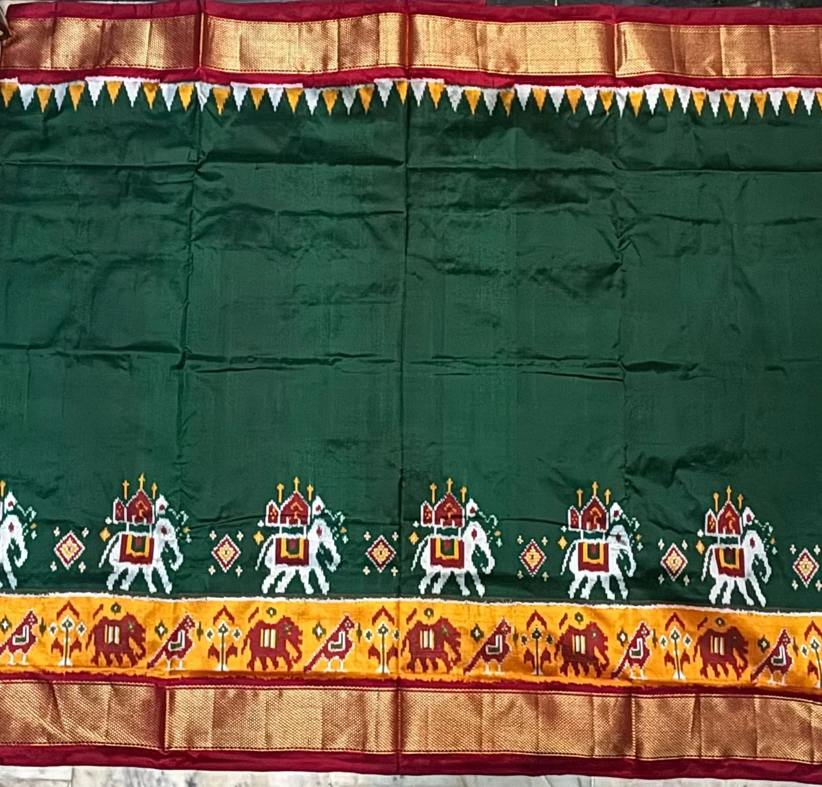 Bottle Green & Maroon Pochampally Ikkat Silk Saree - pochampallysarees.com