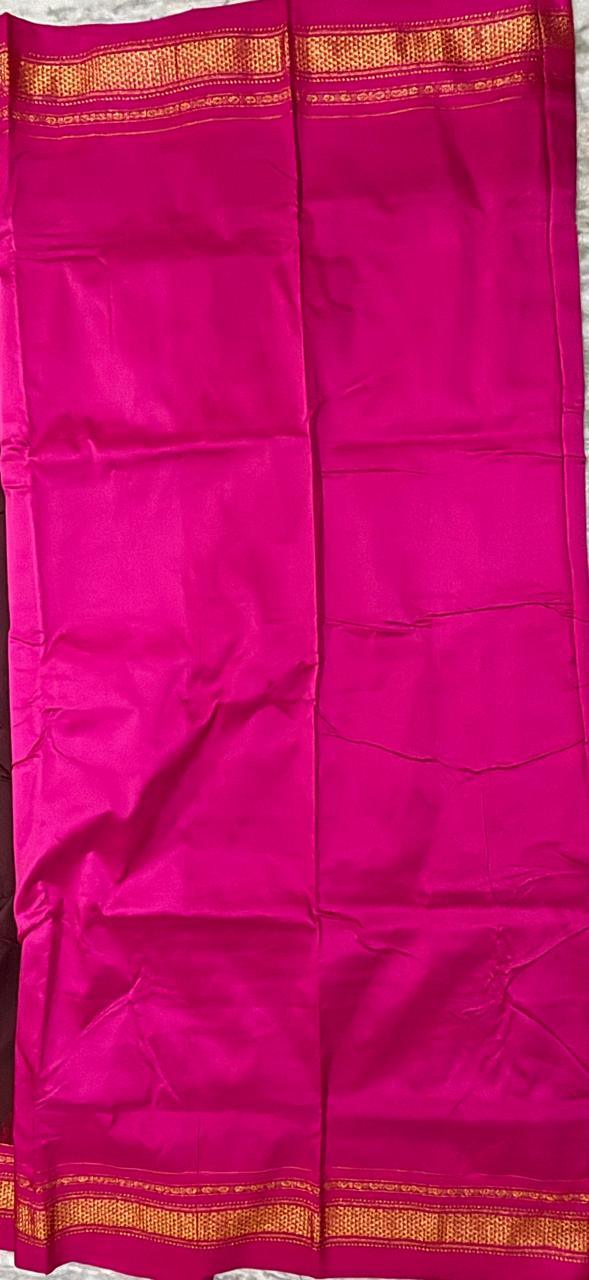 Chocolate Brown Gadwal Silk Saree with Rani Pink Pallu & Temple Border - pochampallysarees.com