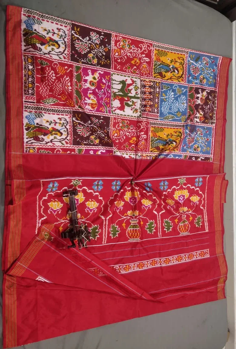 Handloom Traditional Pochampally Ikat Silk Saree with Multicolor Grid Pattern and Red Kalash Border - pochampallysarees.com