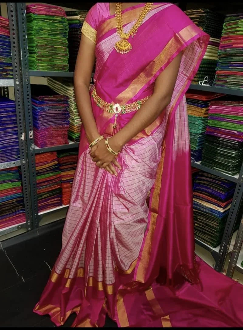 Elegant Pink Checkered Uppada Pattu Saree with Gold Zari Border - pochampallysarees.com