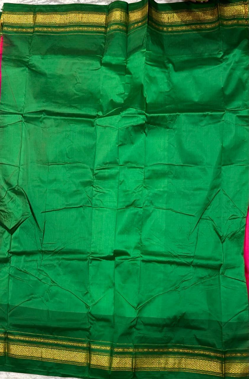 Deep Pink-Red Gadwal Silk Saree with Green & Zari Border - pochampallysarees.com
