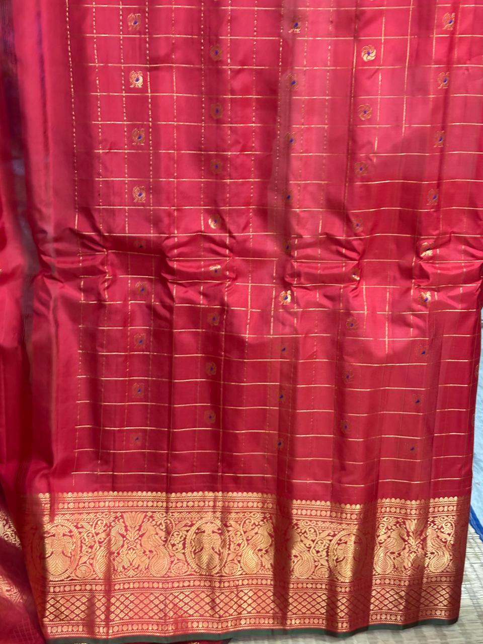 PURE GADWAL SILK BODY CHECKS BUTTI  PALLU BIG BORDER AND BLOUSE RED SAREE