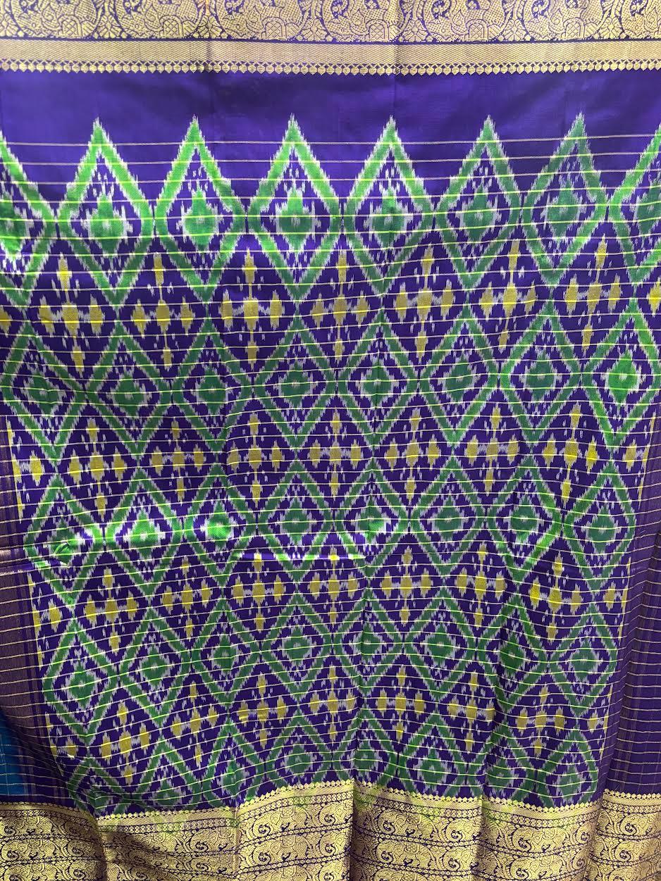 POCHAMPALLY IKKAT SILK MIDDLE BLUE ZARI CHECKS KANCHI BORDER LAVENDER PALLU AND BLOUSE SAME AS IKKAT DESIGN - pochampallysarees.com