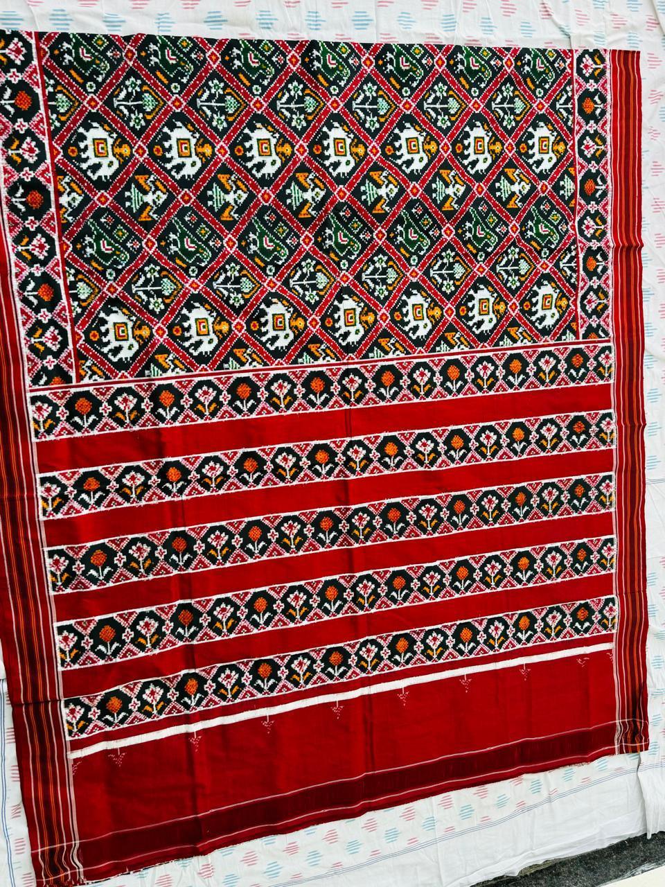 POCHAMPALLY DOUBLE IKKAT PATOLA SAREE - pochampallysarees.com