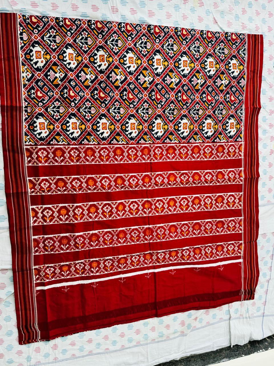 POCHAMPALLY DOUBLE IKKAT PATOLA SAREE - pochampallysarees.com