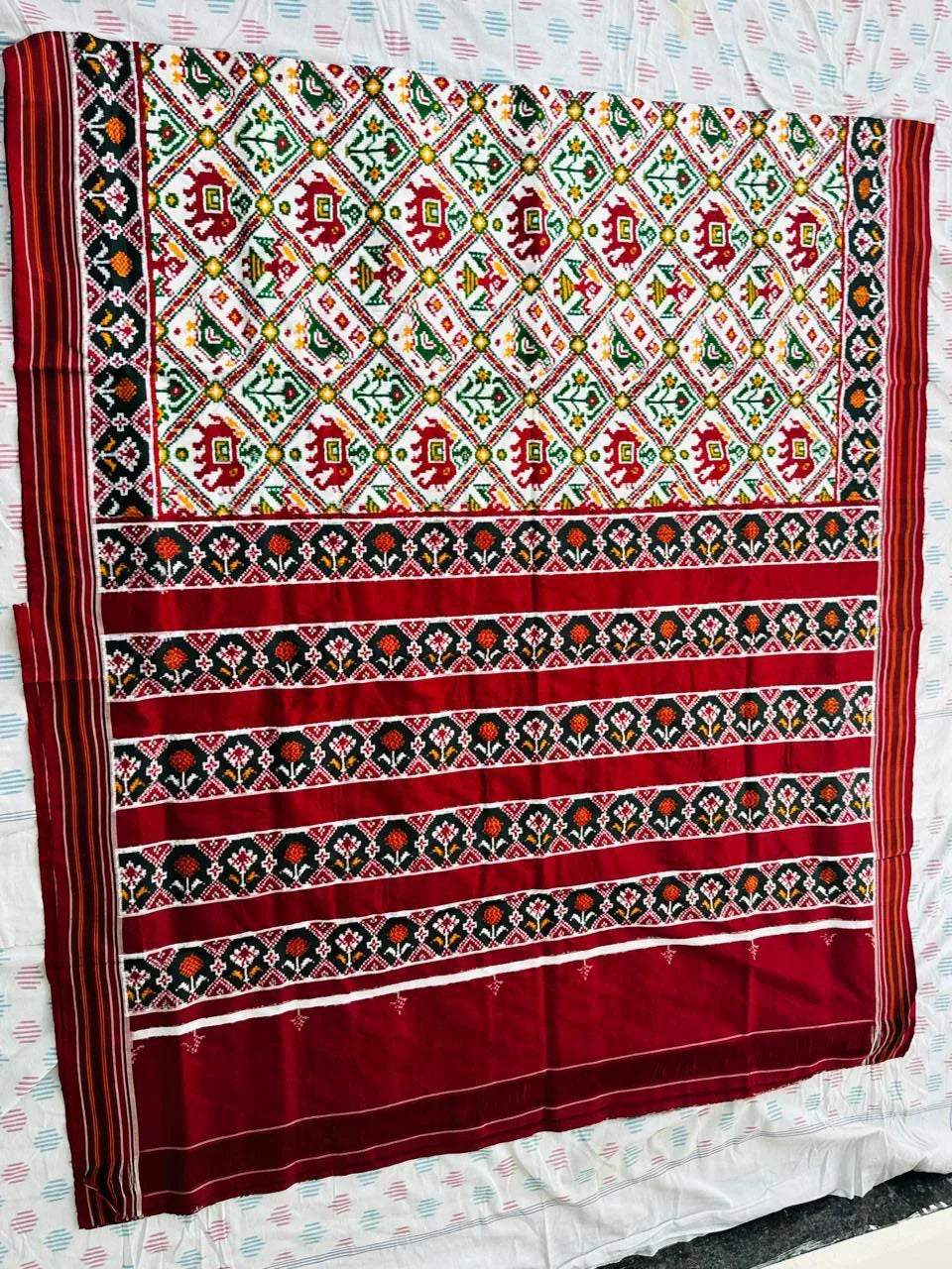 POCHAMPALLY DOUBLE IKKAT PATOLA SAREE - pochampallysarees.com