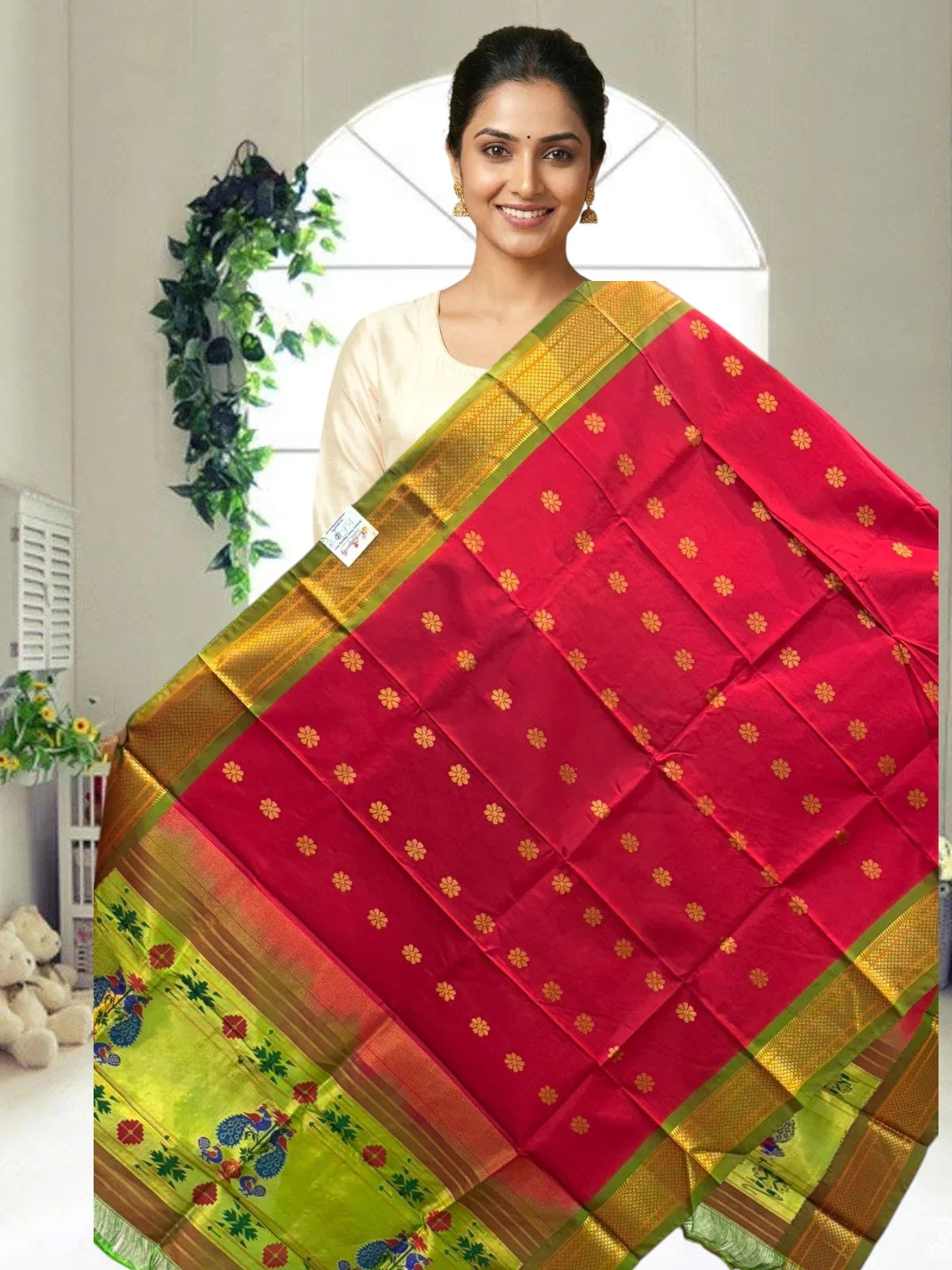 Exquisite Hand Made Red & Green Gadwal Silk Dupatta with Silk Mark - pochampallysarees.com