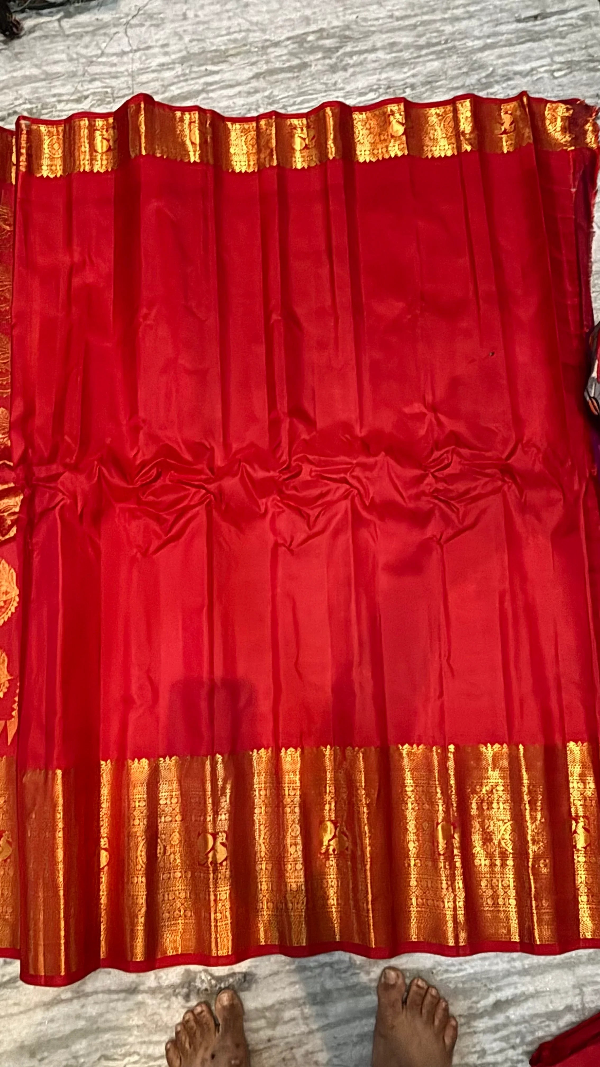 Gadwal Silk Saree - Slate Gray with Red Zari Pallu & Blouse - pochampallysarees.com