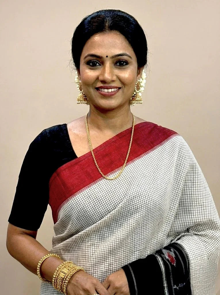 POCHAMPALLY IKKAT COTTON WHITE BLACK SARI