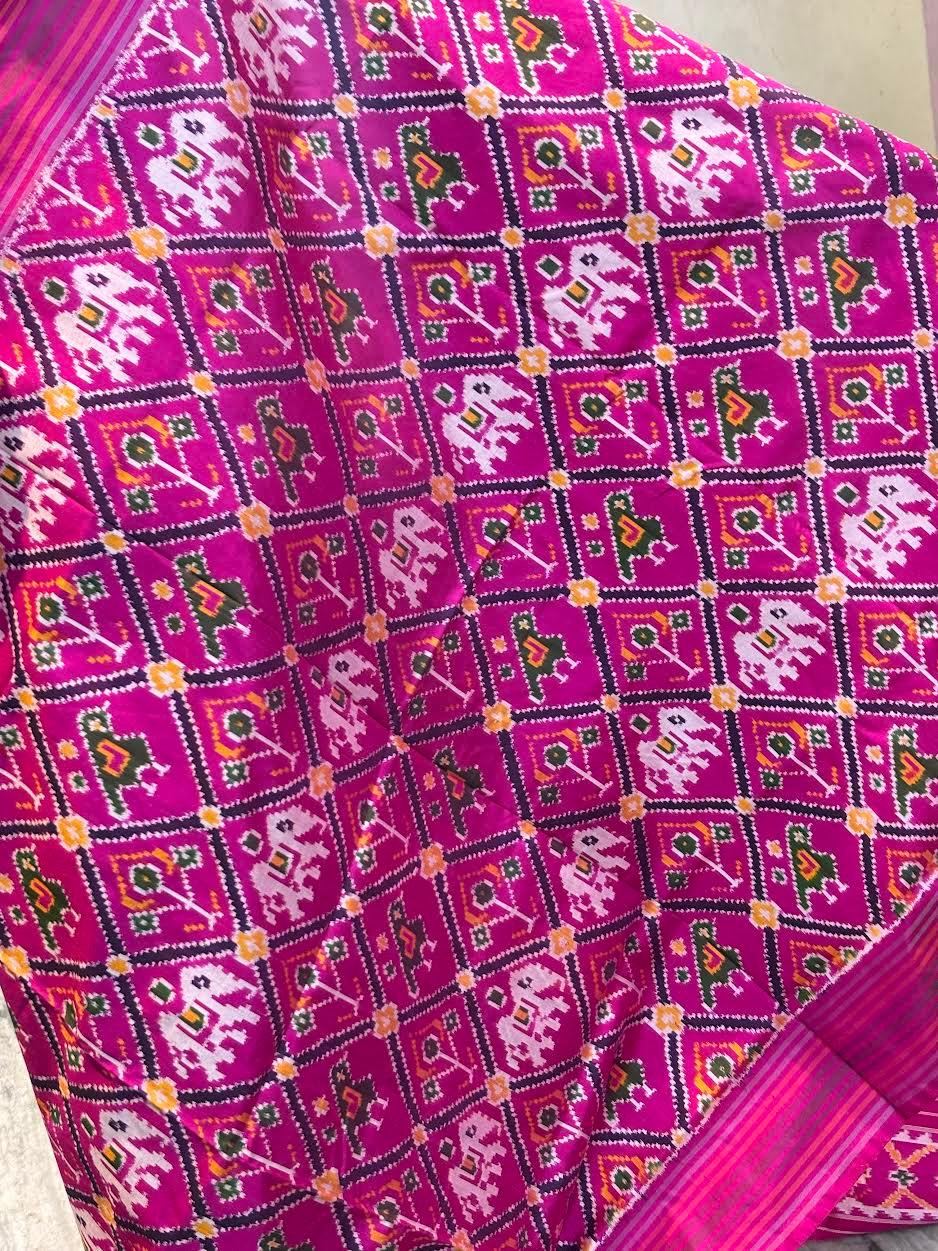 POCHAMPALLY IKKAT SILK PATOLA MIDDLE PINK BORDER AND PALLU PINK ZARI BORDER RICH PALLU SAREE - pochampallysarees.com