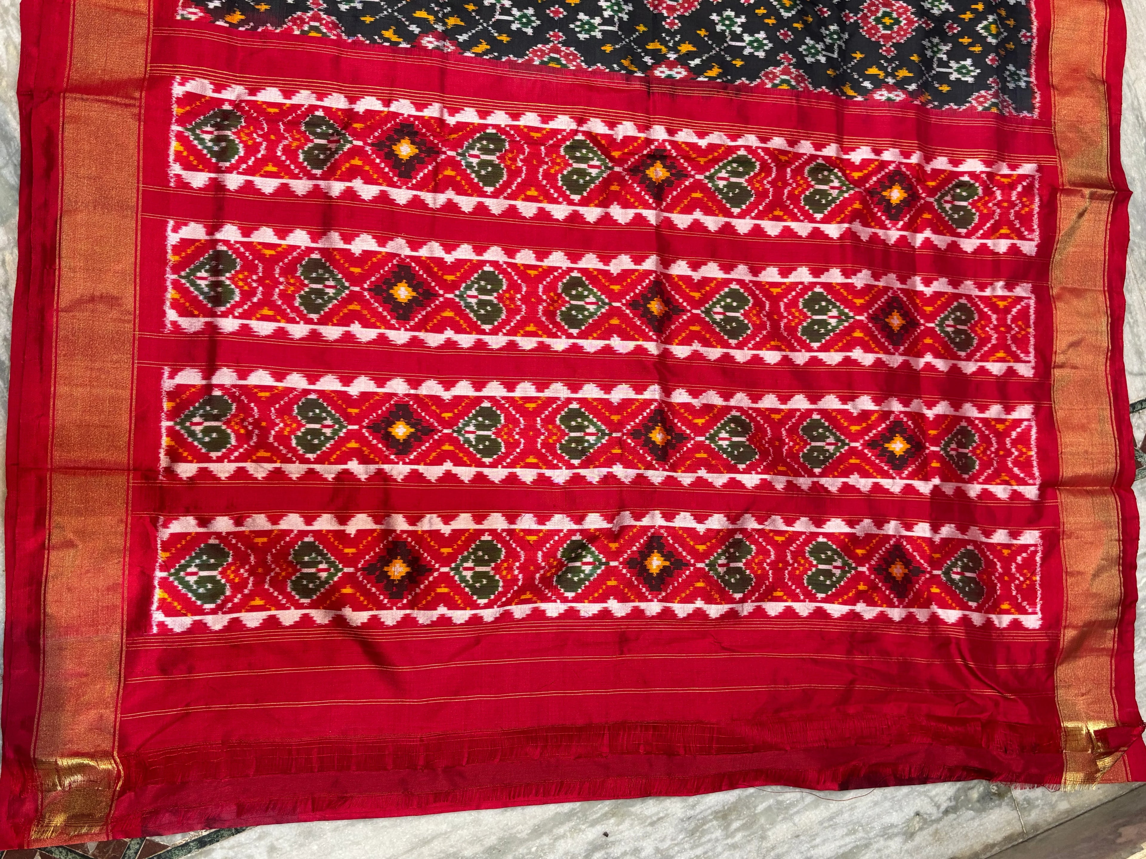 Pochampally Ikat Patola Silk Navy Blue Red Sari - pochampallysarees.com