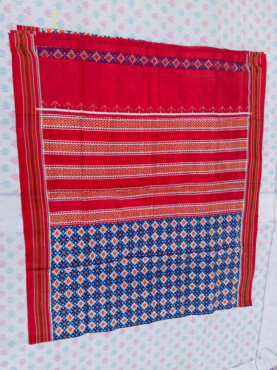 POCHAMPALLY DOUBLE IKKAT PATOLA SAREE - pochampallysarees.com