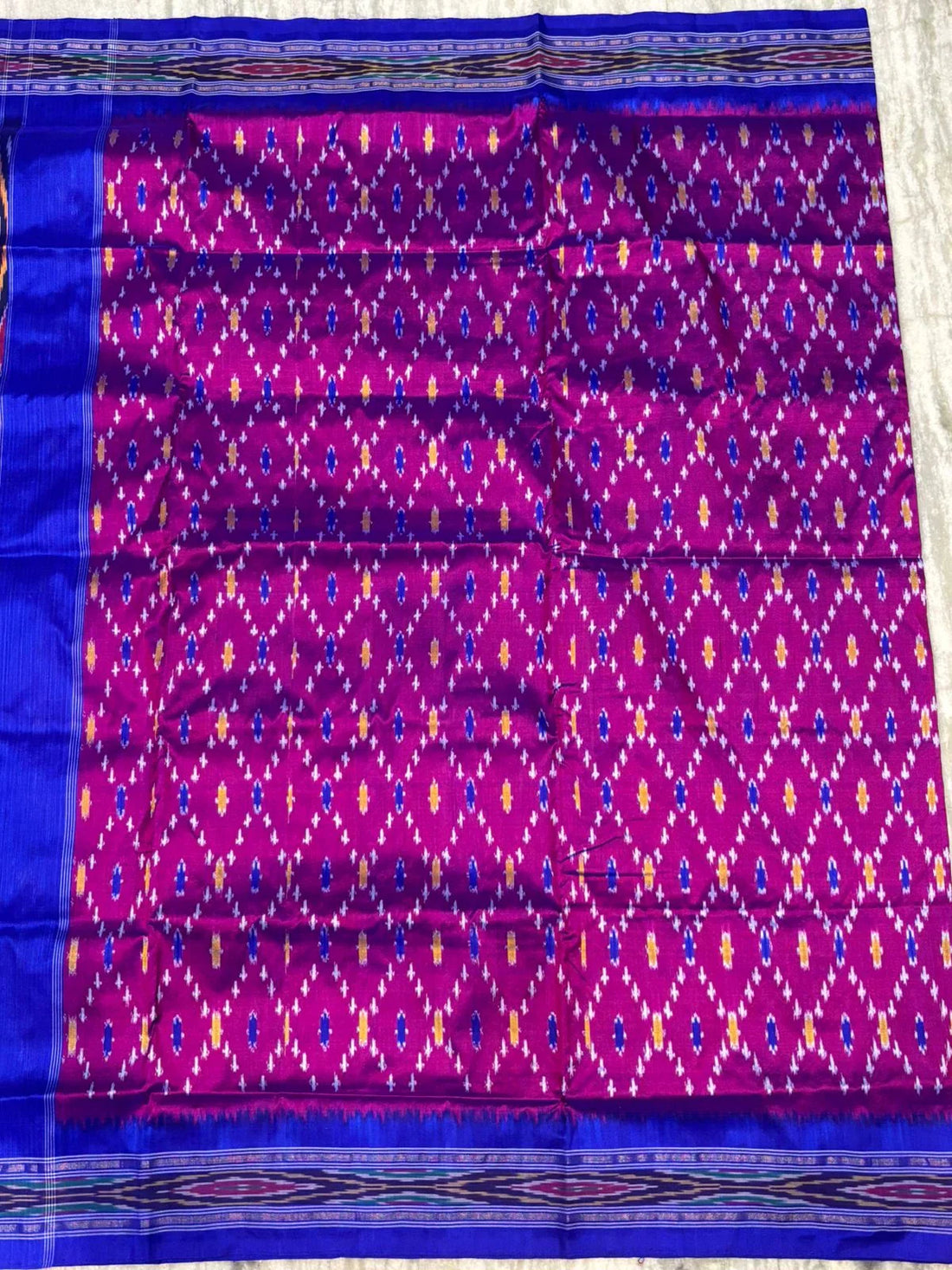 Authentic Pure Ikat Silk Saree in Vibrant Magenta & Royal Blue | Traditional Handwoven Drapes (Without Blouse Piece) - pochampallysarees.com