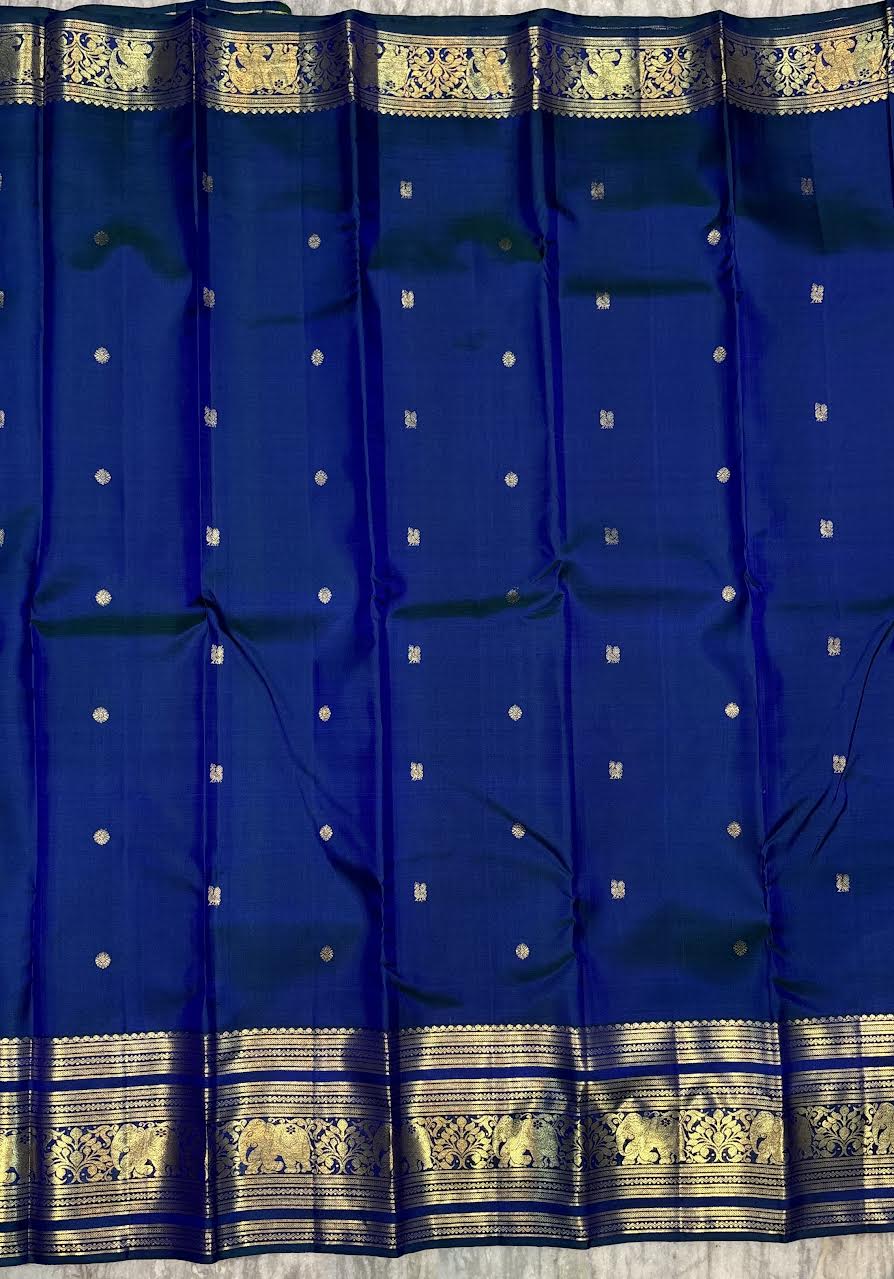 Buy Pure Kanchipuram Pattu Sarees Online | Royal Blue Kanchi Pattu Price - pochampallysarees.com
