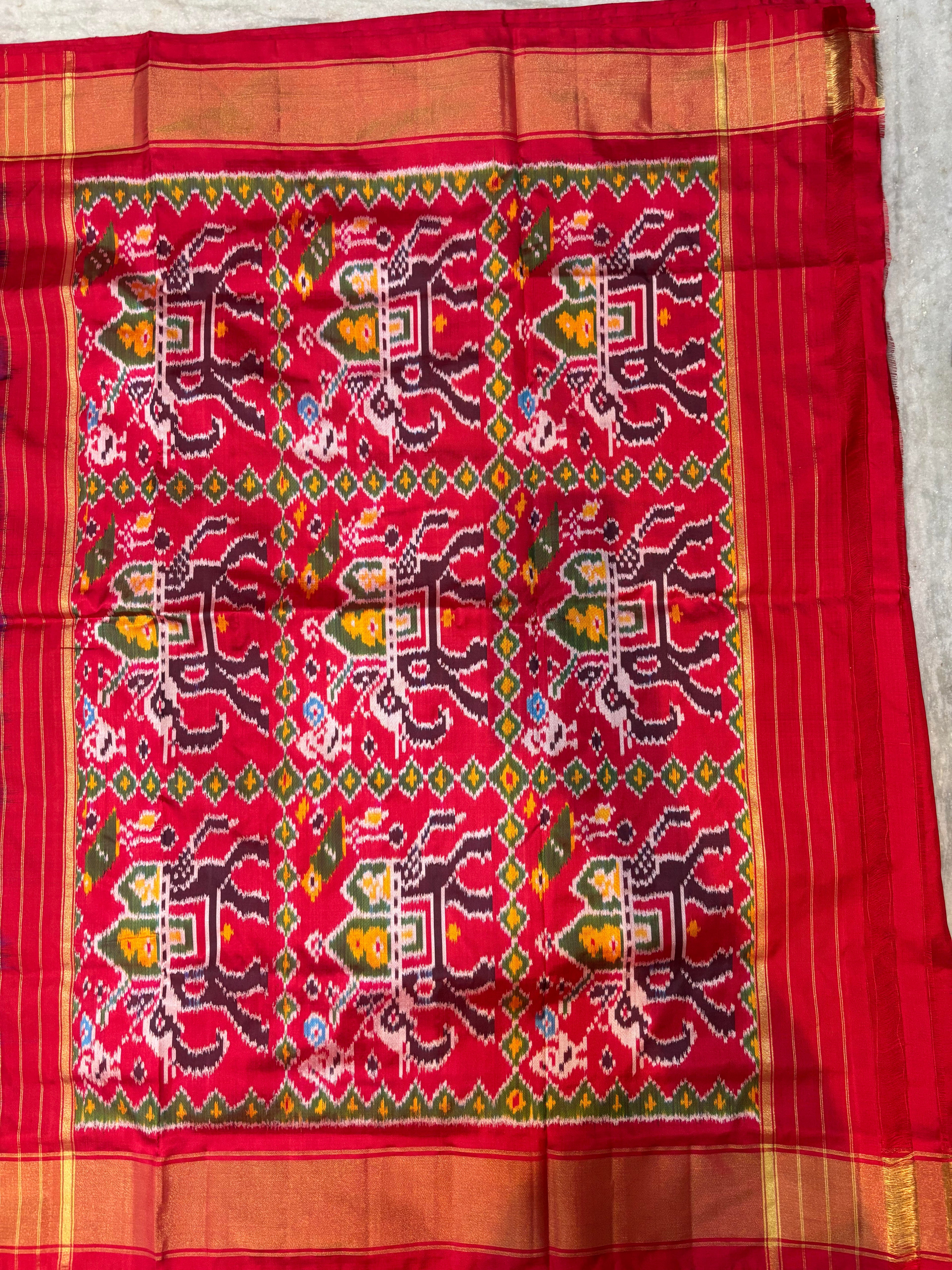 POCHAMPALLY IKKAT SILK PATOLA MIDDLE NAVYBLUE BORDER AND PALLU RED ZARI BORDER RICH PALLU SAREE - pochampallysarees.com