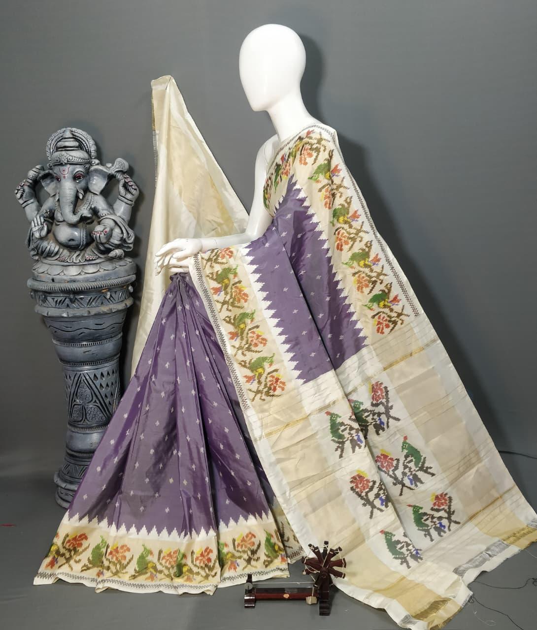 POCHAMPALLY IKKAT SILK MIDDLE PURPLE BORDER AND PALLU WHITE ZARI BORDER ALLOVER DESIGN SAREE - pochampallysarees.com