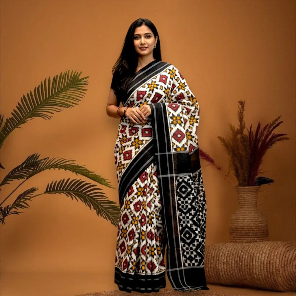 Pochampally-Ikkat-Cotton-White-Black-Sari-pochampallysarees.com