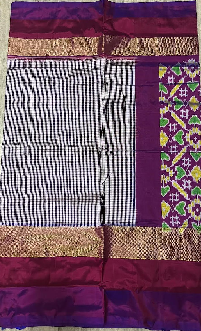 POCHAMPALLY IKKAT SILK MIDDLE PURPLE CHECKS BORDER PALLU AND BLOUSE SAME AS IKKAT DESIGN SARI - pochampallysarees.com