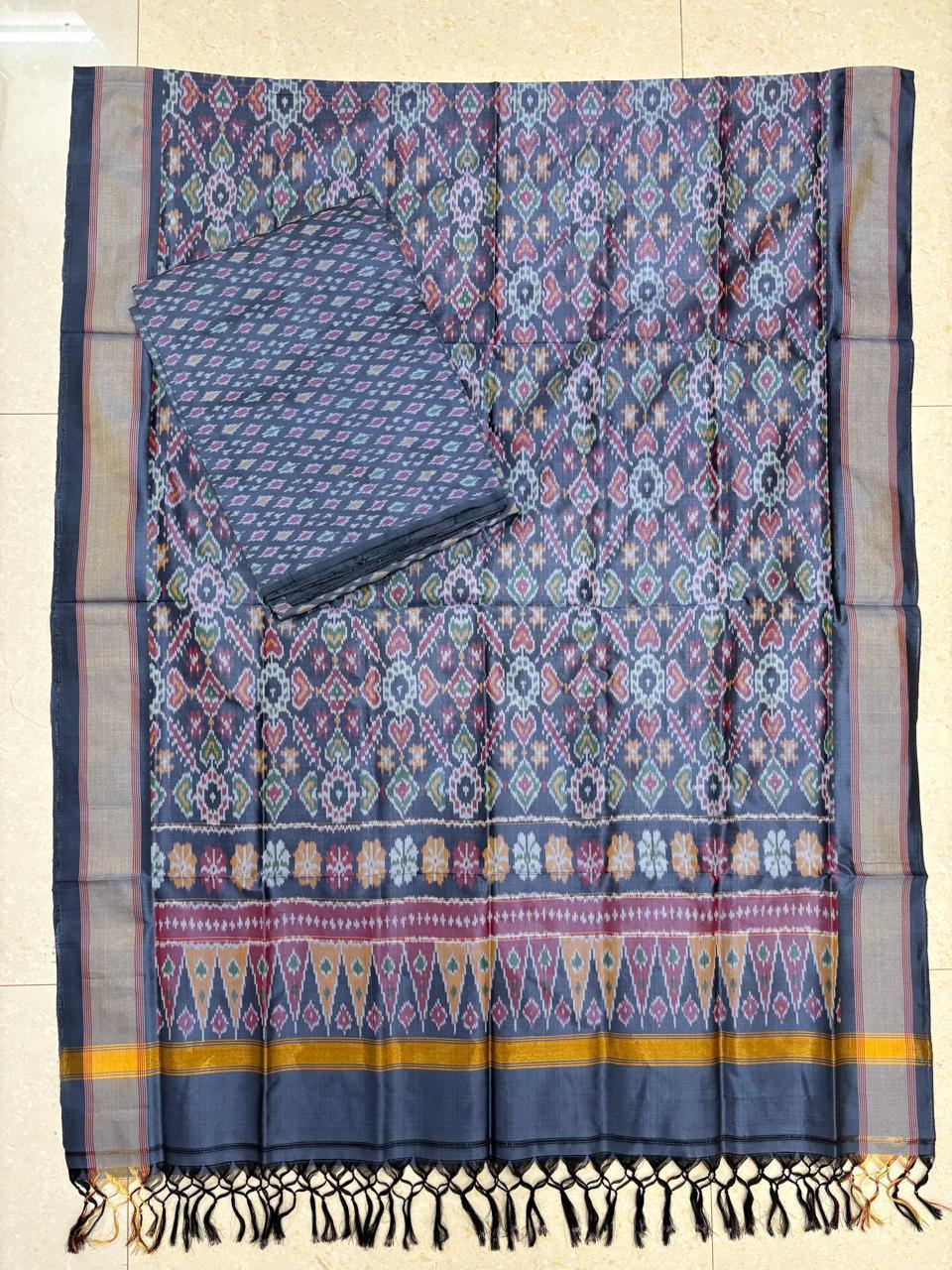 IKKAT SILK SUITE - pochampallysarees.com