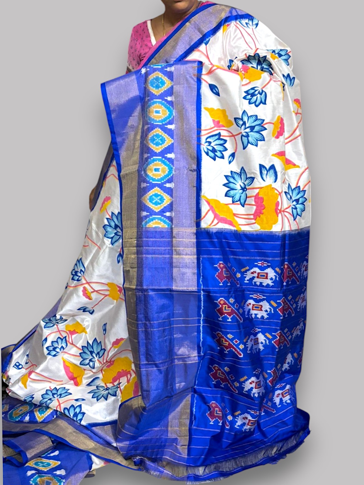 Pure Pochampally Ikkat Silk Kalamkari Designer Blue White Sari