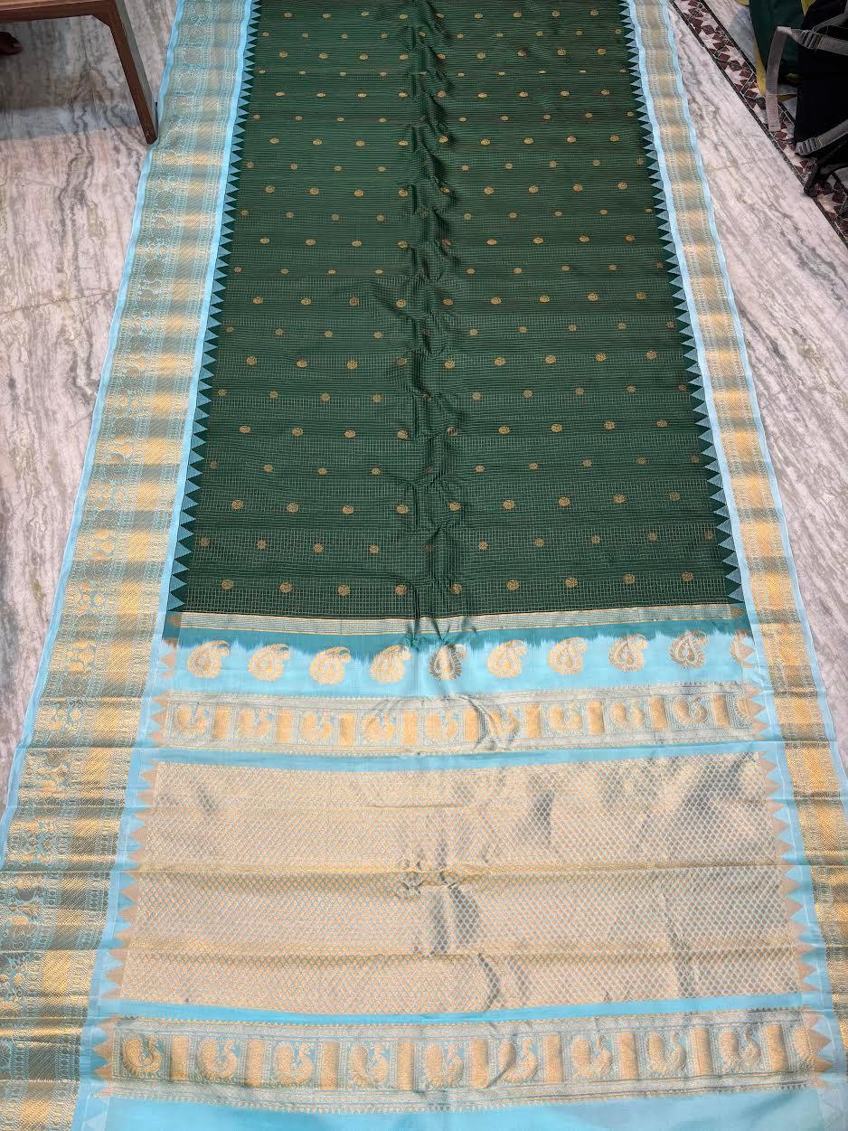 Pure Gadwal Silk Saree in Bottle Green & Sky Blue | Gold Zari Checks, Temple Border & Rich Contrast Pallu | Traditional Handloom Wedding Saree - pochampallysarees.com