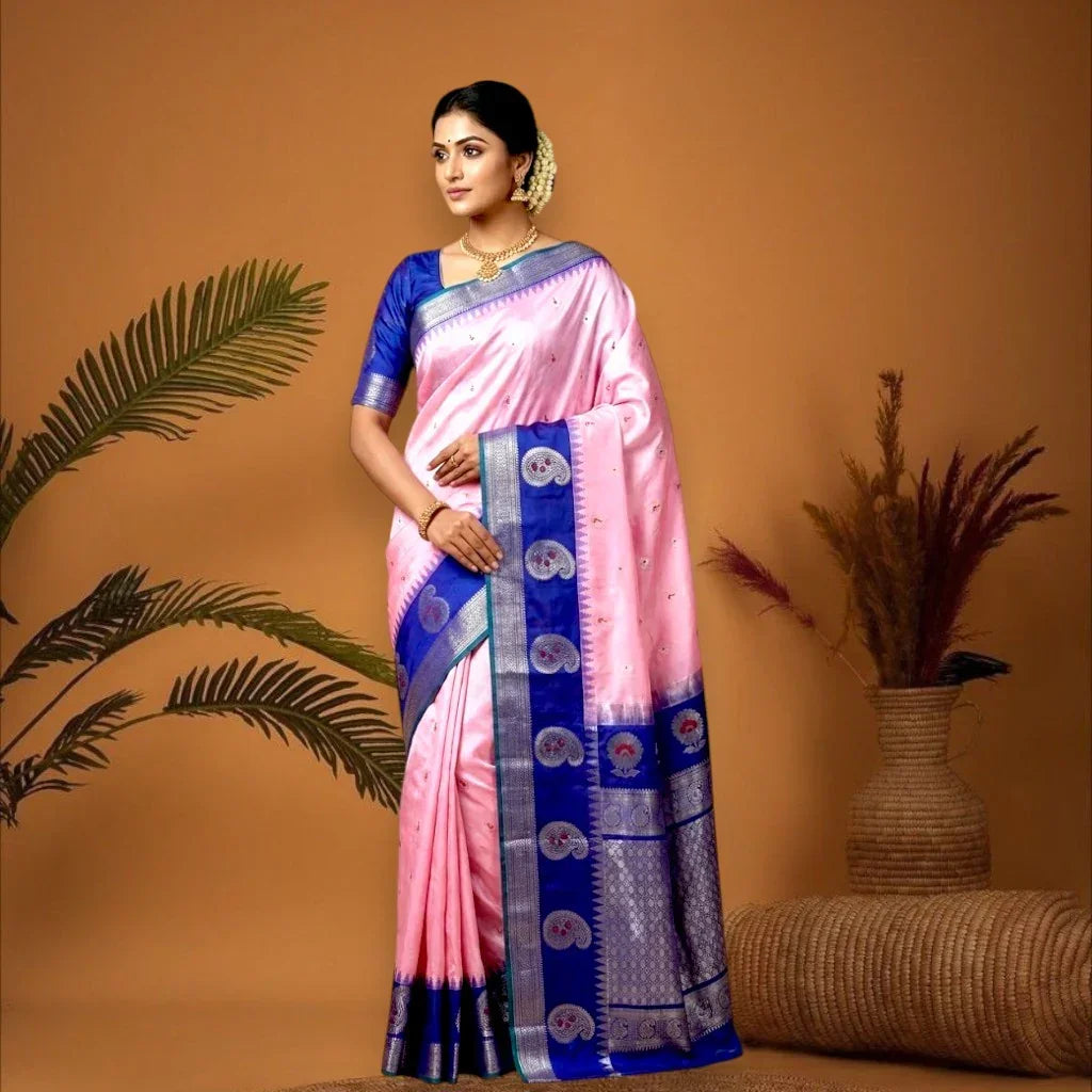 PURE GADWAL SILK BODY BUTTI LIGHT PINK PALLU BLUE BORDER AND BLOUSE BLUE SAREE - pochampallysarees.com