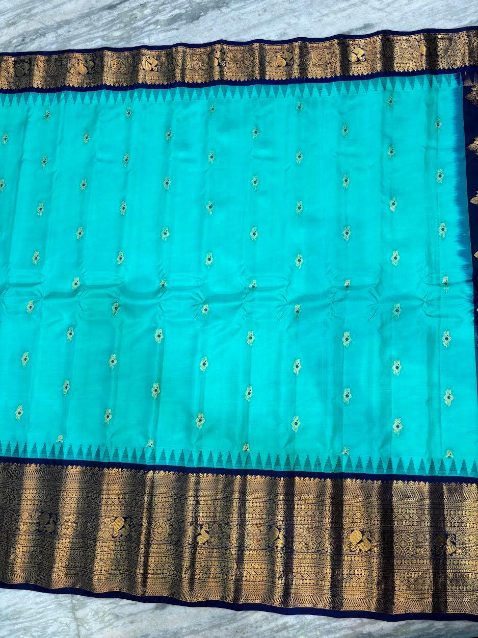 Pure Gadwal Silk Saree in Cyan & Navy Blue | Grand Gold Zari Kutu Border | Traditional Handloom Wedding Saree with Rich Contrast Pallu - pochampallysarees.com