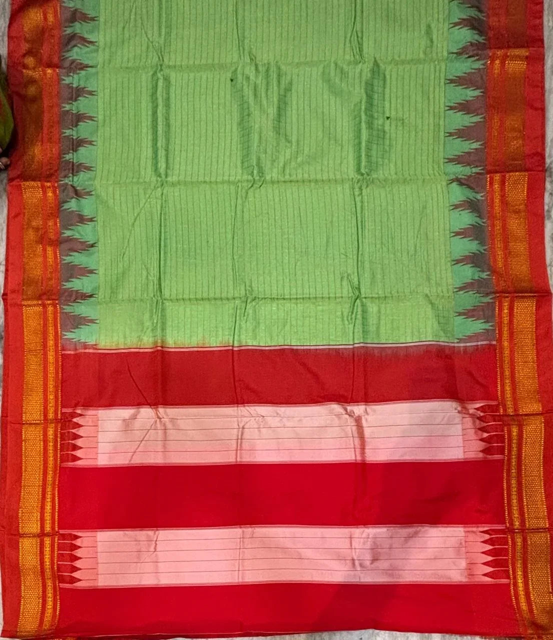 Green Checked Gadwal Silk Saree with Red Pallu & Temple Border - pochampallysarees.com