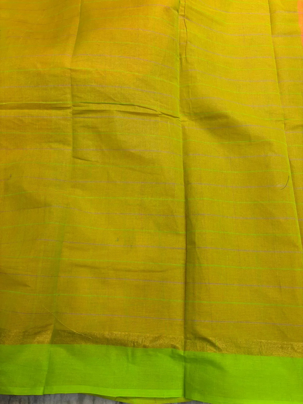 MANGALAGIRI COTTONS BODY YELLOW CHECKS DESIGNER BORDER ZARI PALLU AND BLOUSE RUNNING