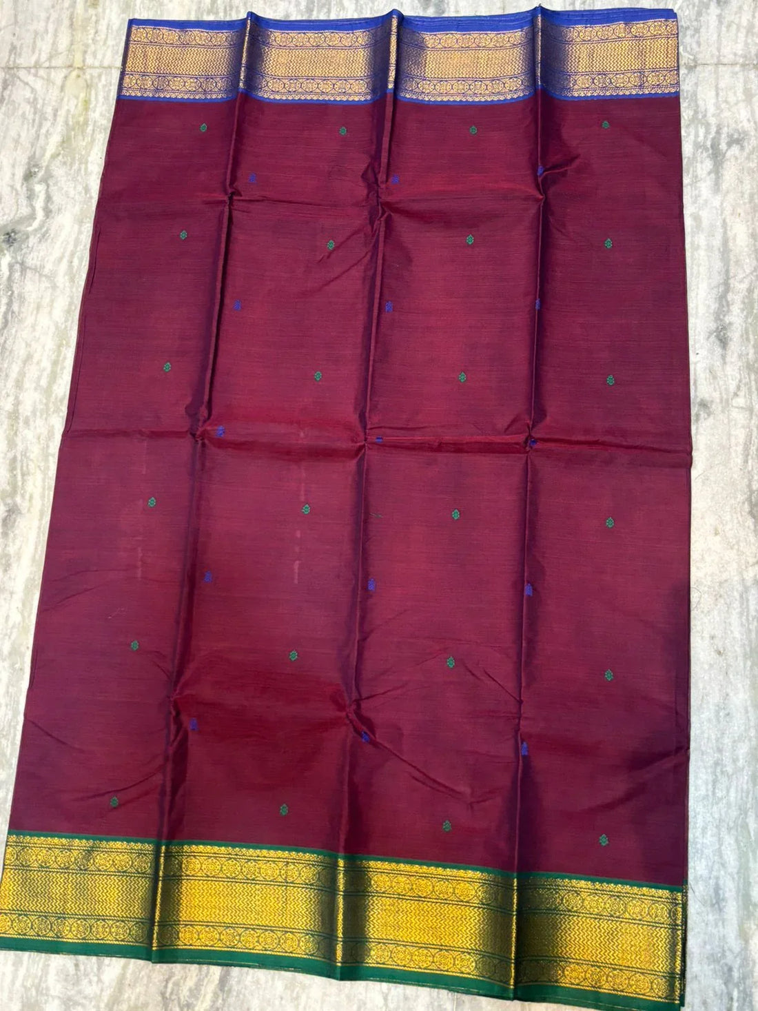 Buy Pure Narayanpet Cotton Butti Saree in Magenta Online - pochampallysarees.com