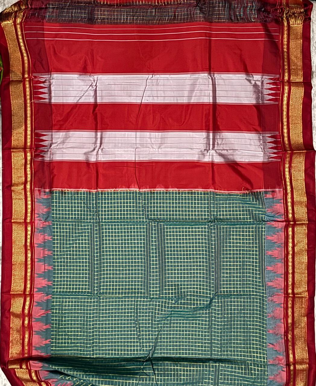 Teal Green Checkered Gadwal Silk Saree with Red Temple Border - pochampallysarees.com