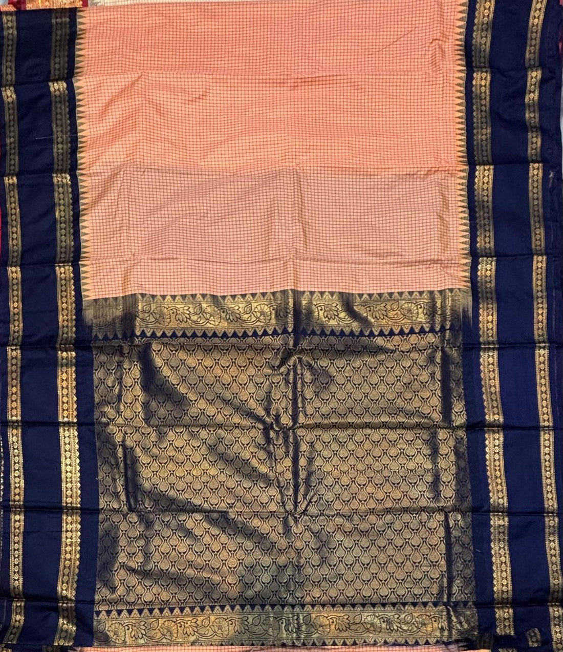 Light Pink Gadwal Silk Saree with Navy Blue Kuttu Border - pochampallysarees.com