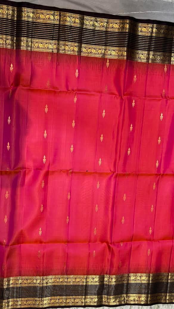 Authentic Pure Kanchipuram Pattu Saree With Price | Pink & Black Silk - pochampallysarees.com