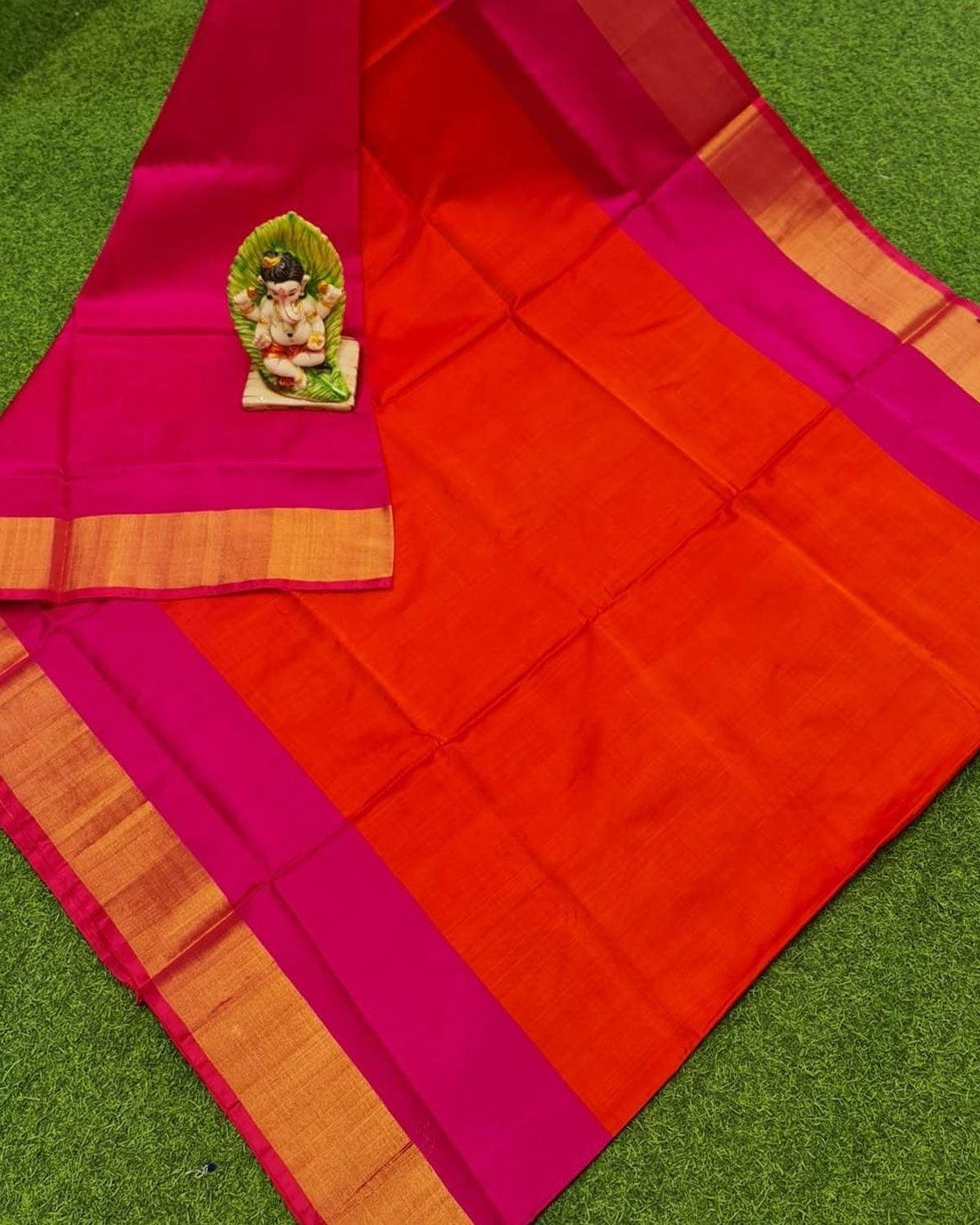 DESIGNER UPPADA CHECKED PATTU RED COLOUR SAREE - pochampallysarees.com