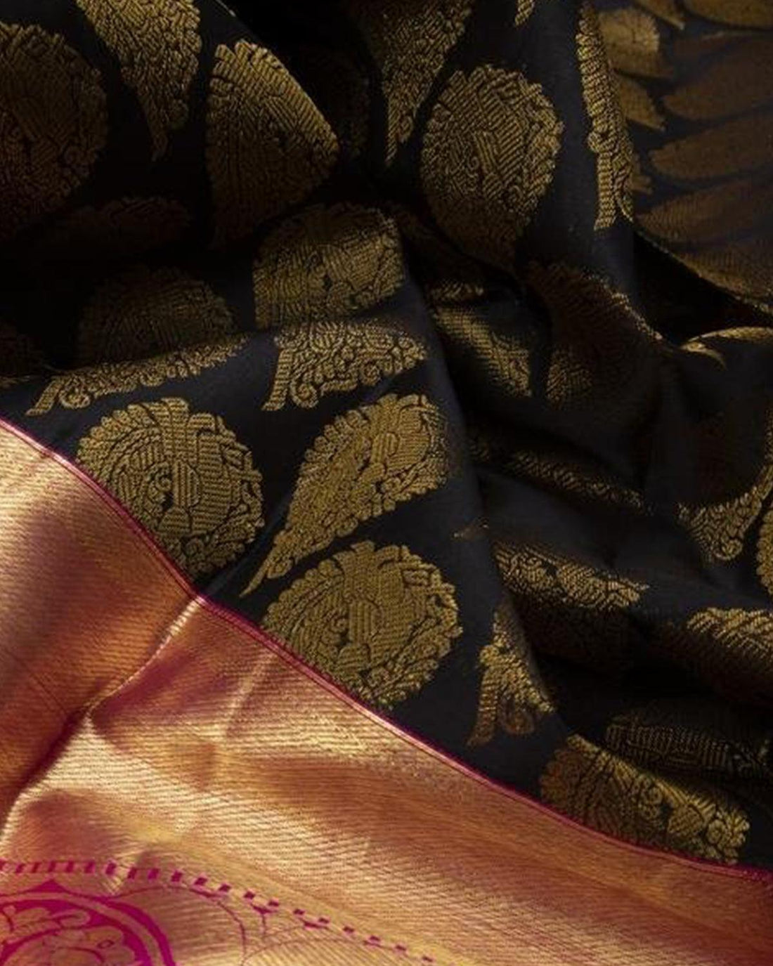 DHARMAVARAM PATTU BLACK COLOR SAREE - pochampallysarees.com