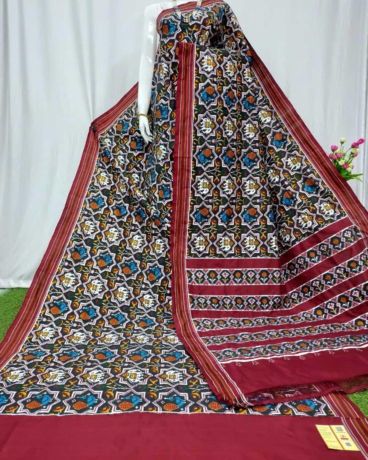 Double Ikkat Patola Black With Maroon Color Saree - pochampallysarees.com