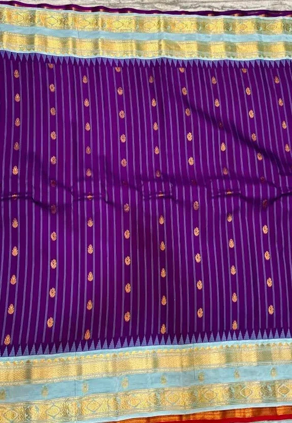 Pure Gadwal Silk Saree in Lavender with Light Blue Border - pochampallysarees.com