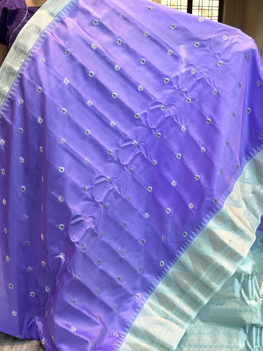 PURE GADWAL SILK BODY BUTTI PURPLE PALLU LIGHT BLUE BORDER AND BLOUSE LIGHT BLUE SAREE - pochampallysarees.com