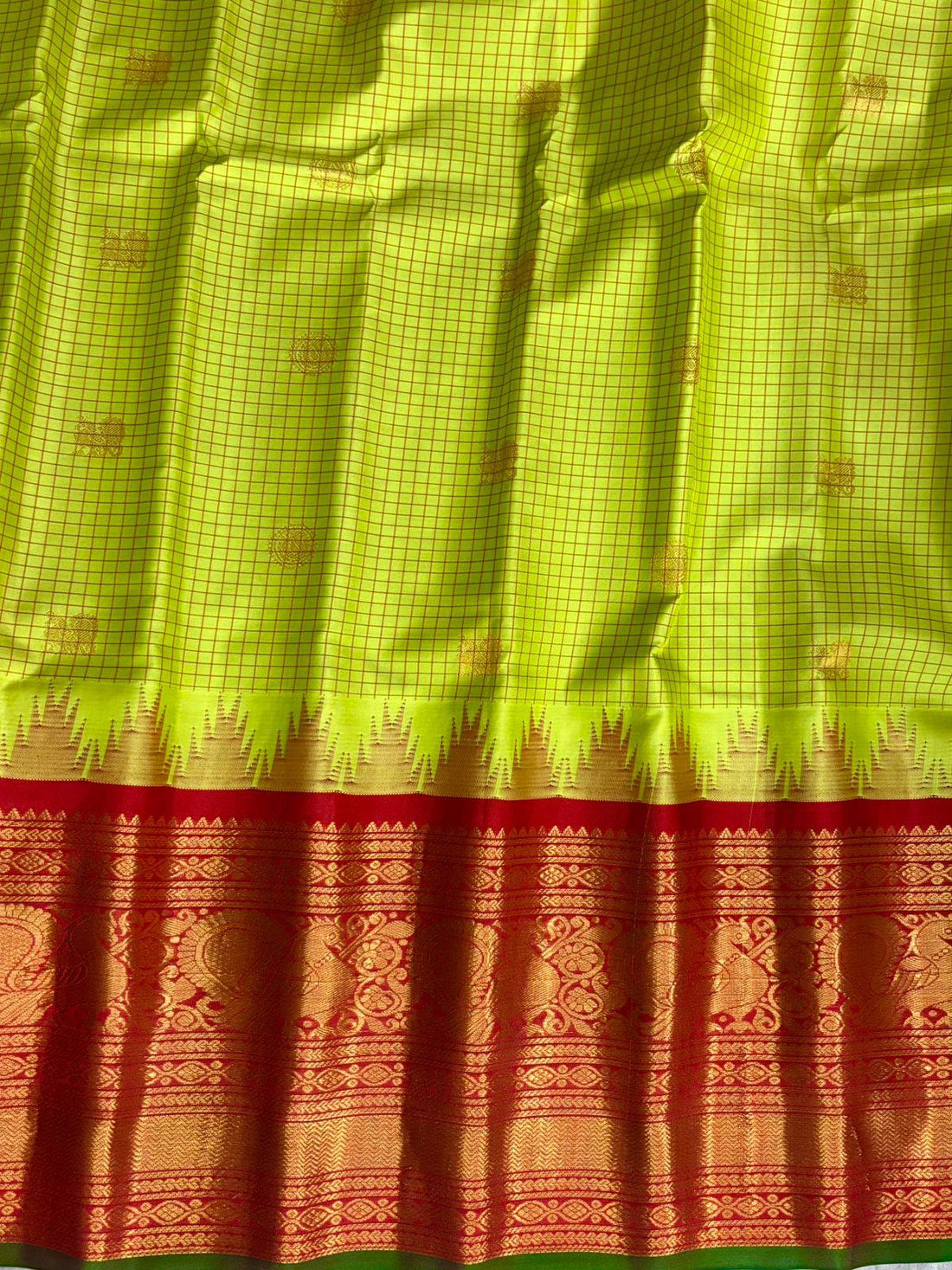 GADWAL SILK SARI PARROT GREEN - pochampallysarees.com