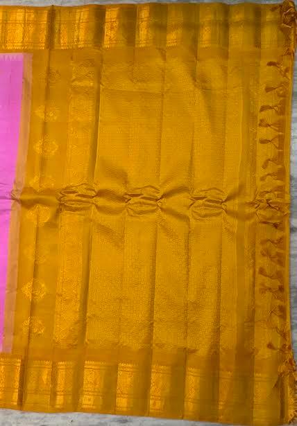 Handwoven Gadwal Silk Saree in Vibrant Pink with Rich Mustard Yellow Pallu - pochampallysarees.com