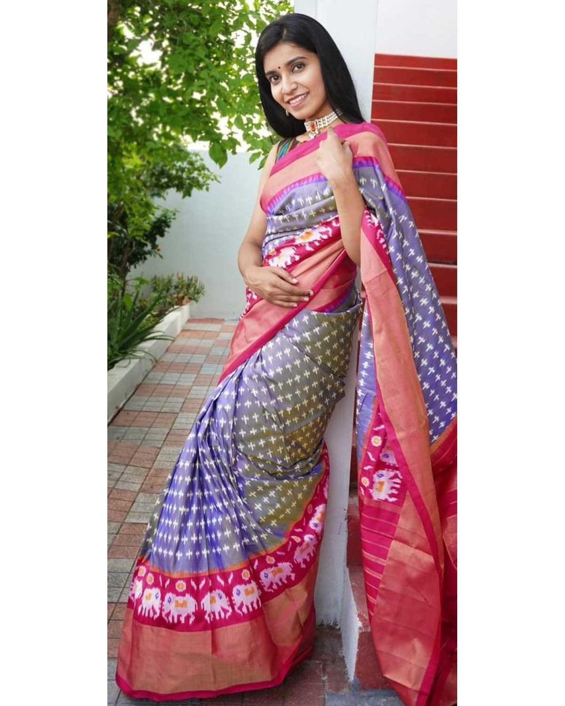 IKAT SILK LIGHT BLUE WITH PINK COLOR SAREE - pochampallysarees.com