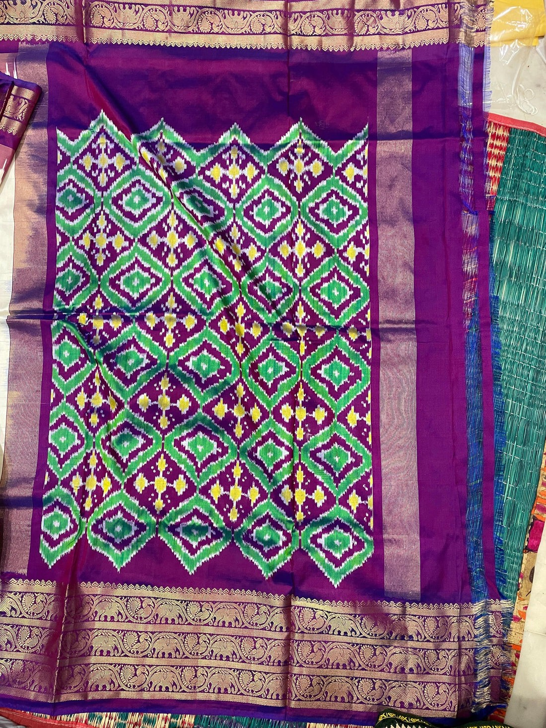 Ikkat Saree Cream With Purple Kanchi Border Saree With Blouse Same As Ikkat Design - pochampallysarees.com