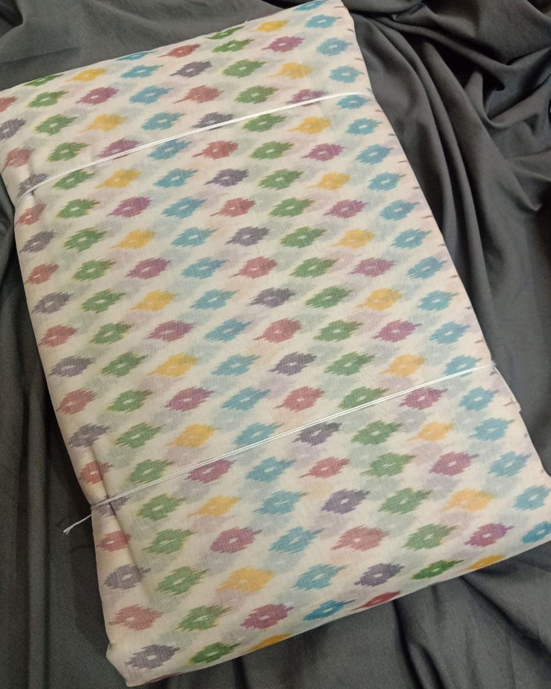 IKKAT SICO CREAM COLOR FABRIC - pochampallysarees.com