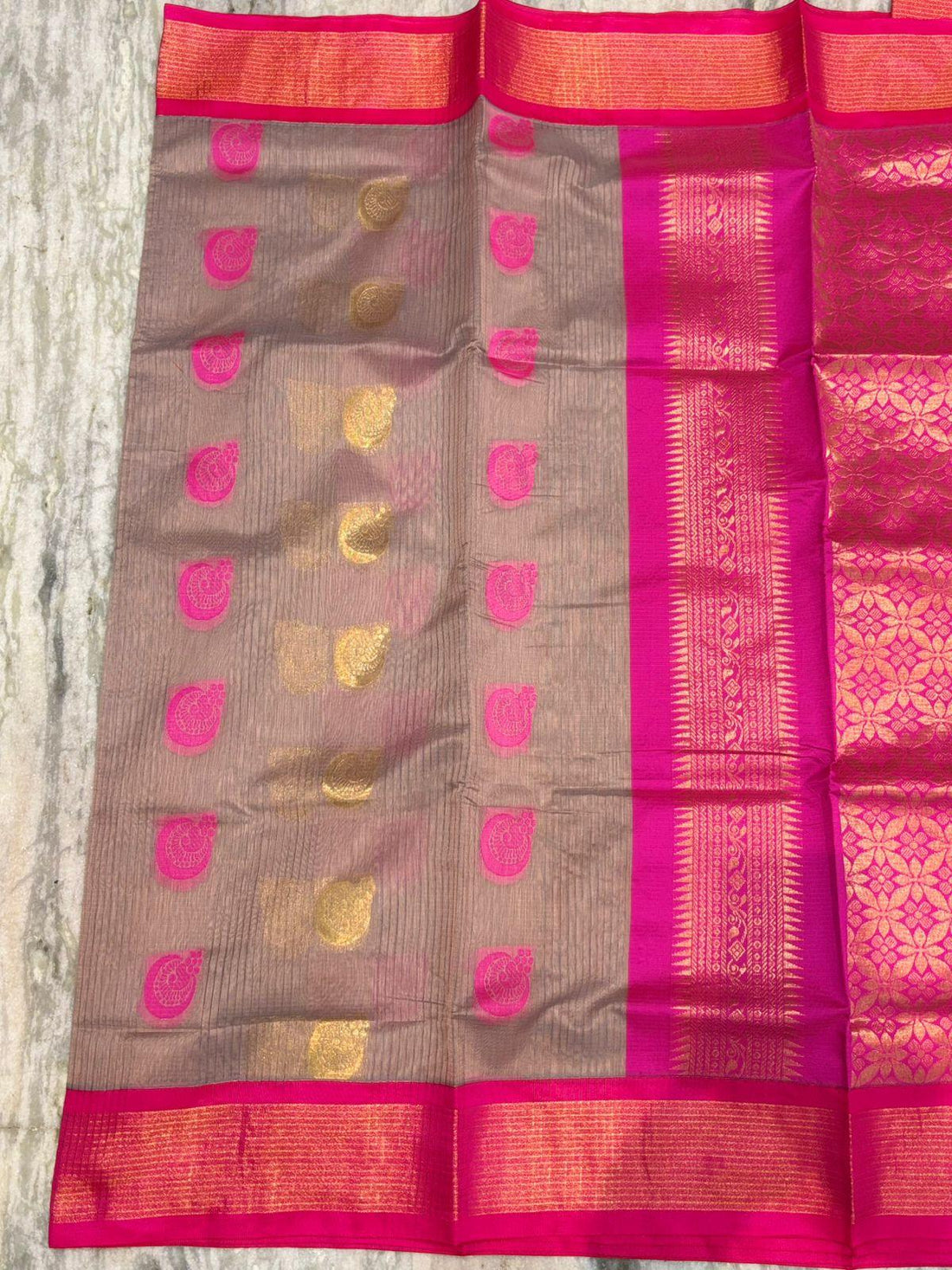 Pure Kuppadam Silk Cotton Saree with Traditional Zari Border & Rich Pallu – Handwoven Sico Saree for Weddings & Festivals - pochampallysarees.com